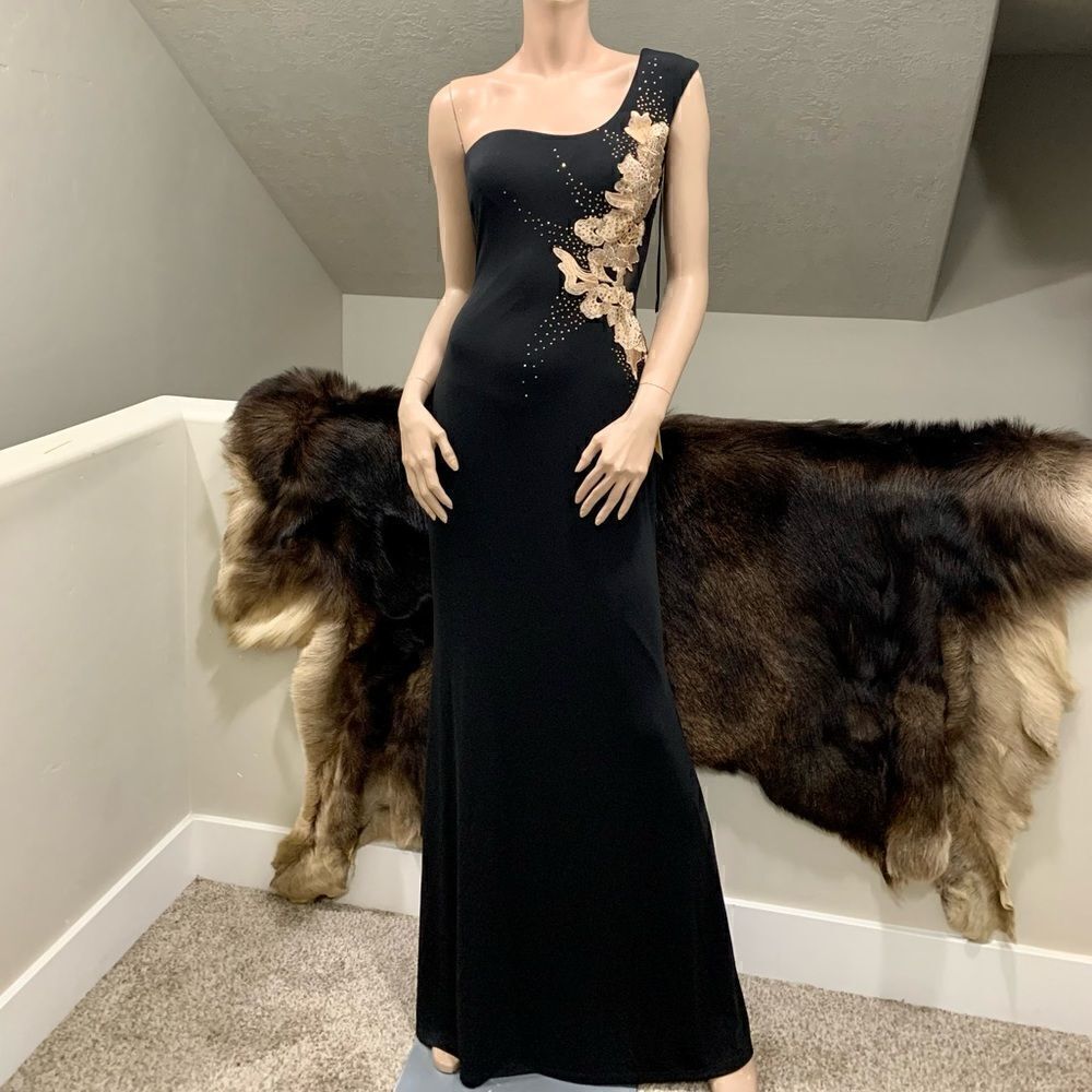 Gorgeous One-Shoulder Floral Embroidered with Beads Evening Dress